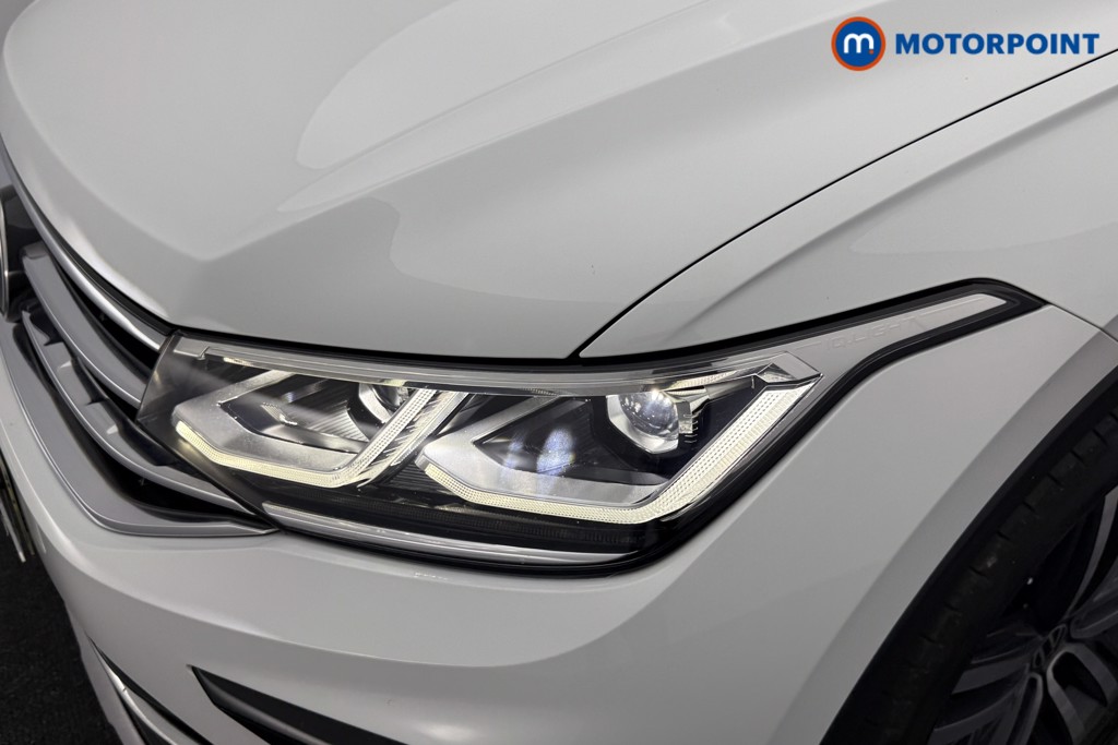 Volkswagen Tiguan Elegance Automatic Petrol SUV - Stock Number (1597655) - 30th supplementary image