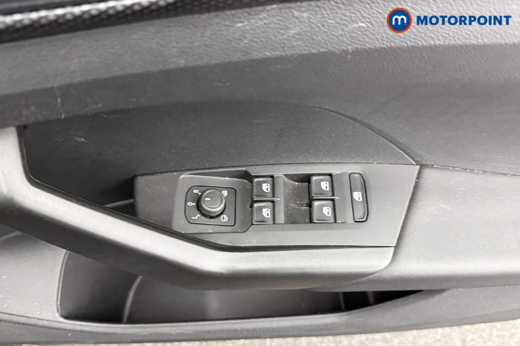 Volkswagen T-Cross SE Manual Petrol SUV - Stock Number (1597728) - 17th supplementary image