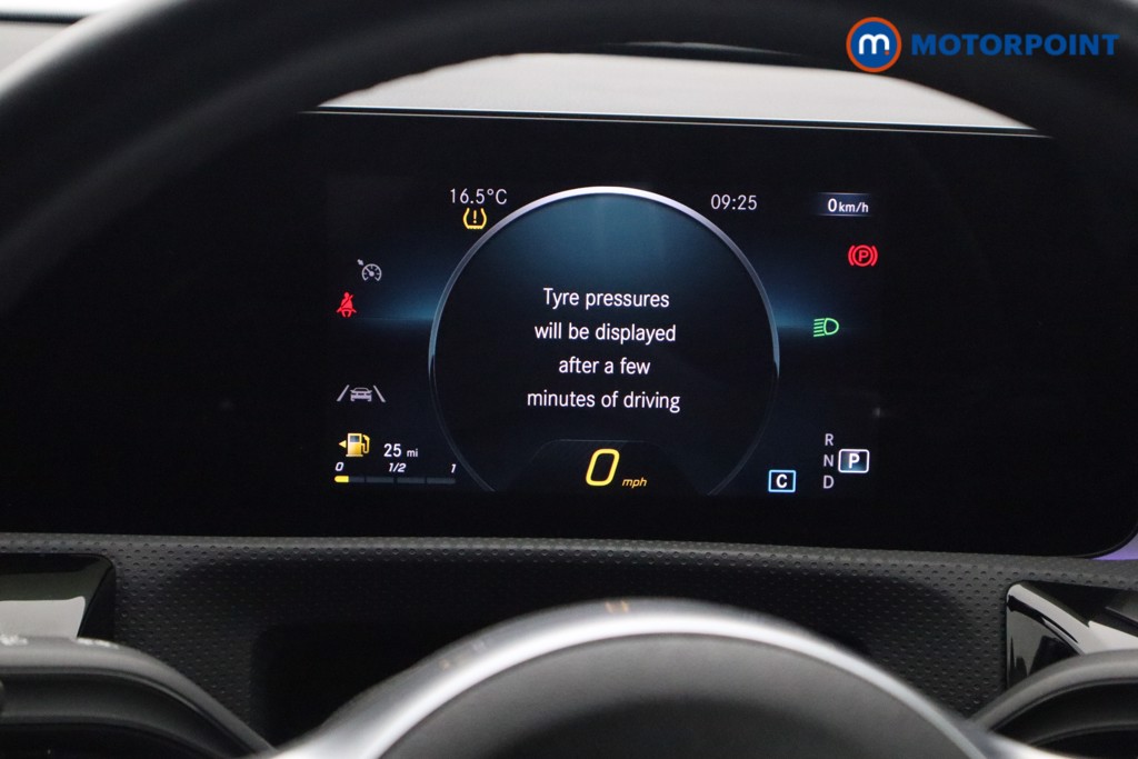 Mercedes-Benz A Class Amg Line Executive Edition Automatic Petrol Hatchback - Stock Number (1597833) - 9th supplementary image