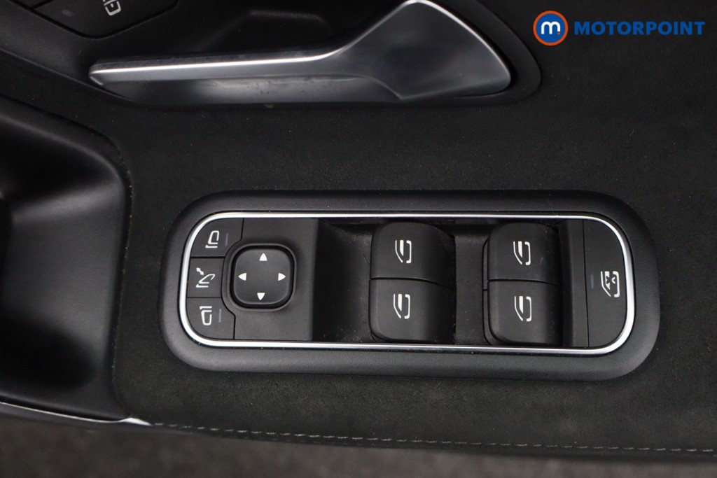 Mercedes-Benz A Class Amg Line Executive Edition Automatic Petrol Hatchback - Stock Number (1597833) - 18th supplementary image