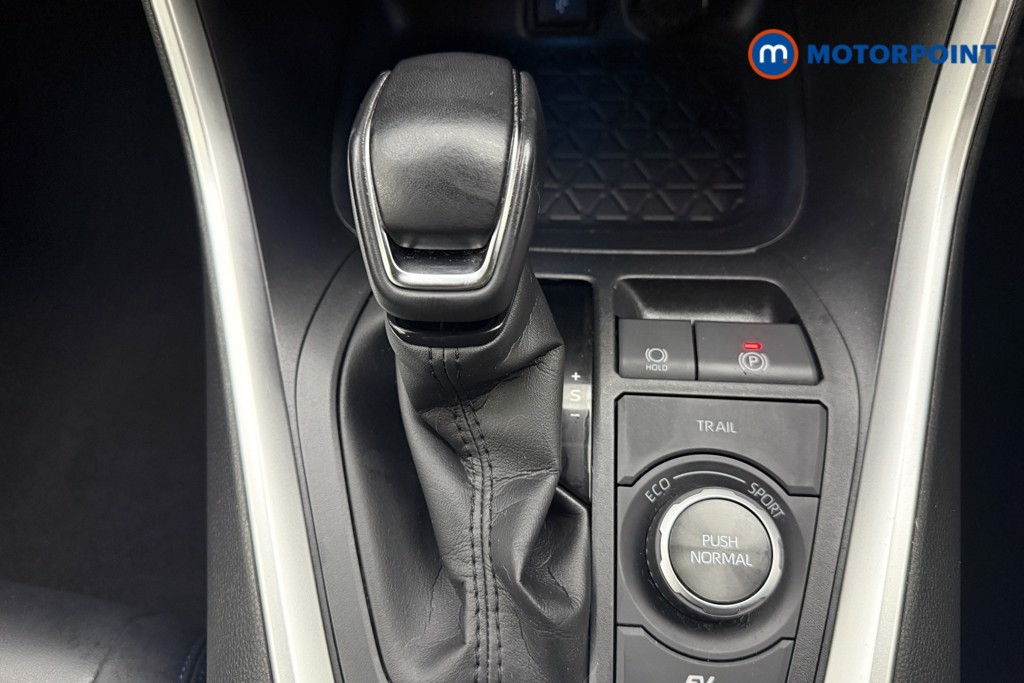 Toyota Rav4 Dynamic Automatic Petrol-Electric Hybrid SUV - Stock Number (1597887) - 7th supplementary image