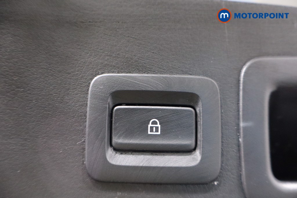 Mazda 3 Centre-Line Manual Petrol Hatchback - Stock Number (1597906) - 36th supplementary image