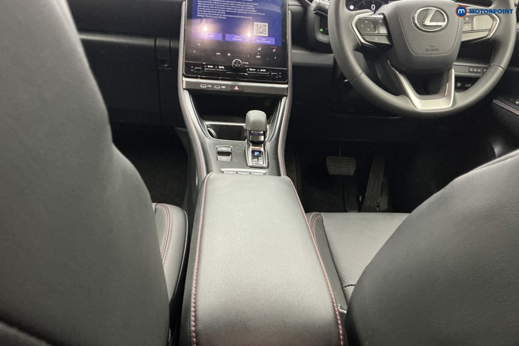 Lexus LBX Premium Plus Automatic Petrol-Electric Hybrid SUV - Stock Number (1598457) - 10th supplementary image