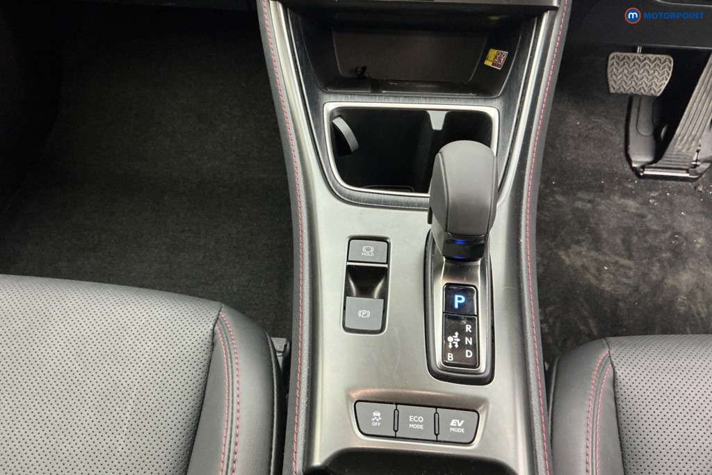 Lexus LBX Premium Plus Automatic Petrol-Electric Hybrid SUV - Stock Number (1598457) - 14th supplementary image