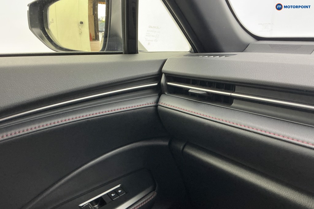 Lexus LBX Premium Plus Automatic Petrol-Electric Hybrid SUV - Stock Number (1598457) - 16th supplementary image