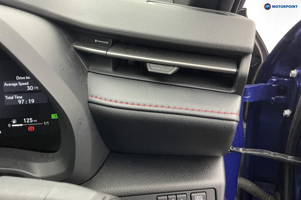 Lexus LBX Premium Plus Automatic Petrol-Electric Hybrid SUV - Stock Number (1598457) - 19th supplementary image