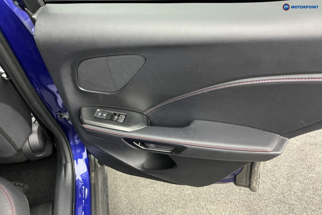 Lexus LBX Premium Plus Automatic Petrol-Electric Hybrid SUV - Stock Number (1598457) - 22nd supplementary image