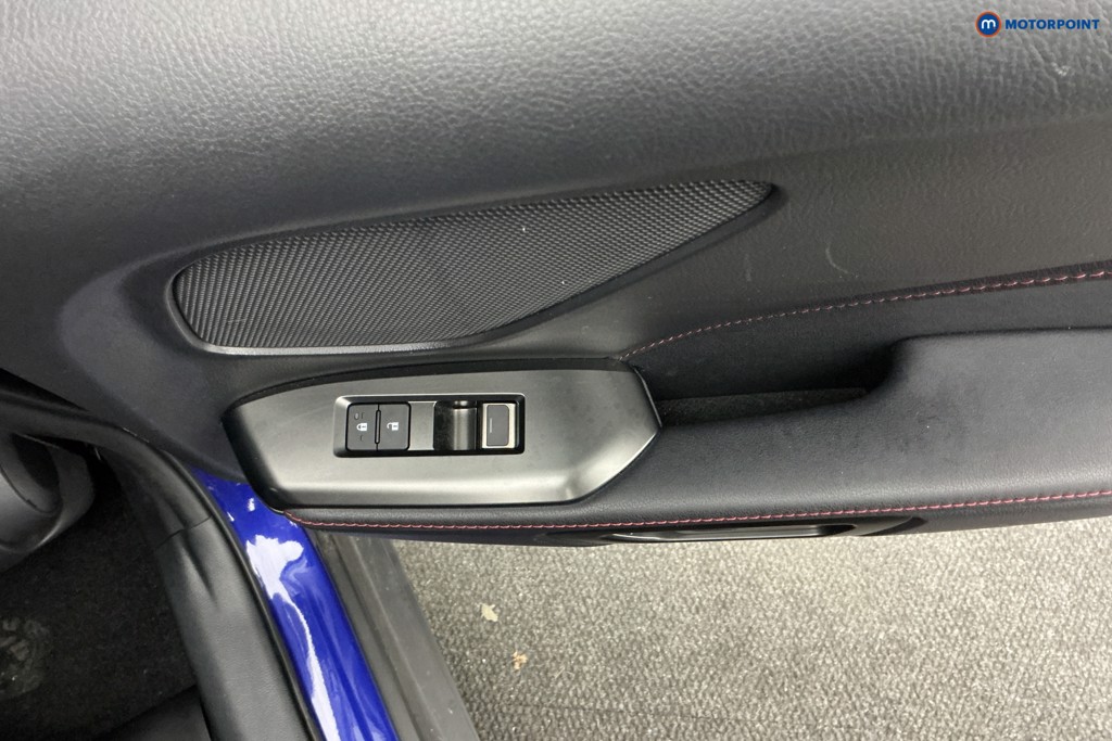 Lexus LBX Premium Plus Automatic Petrol-Electric Hybrid SUV - Stock Number (1598457) - 23rd supplementary image