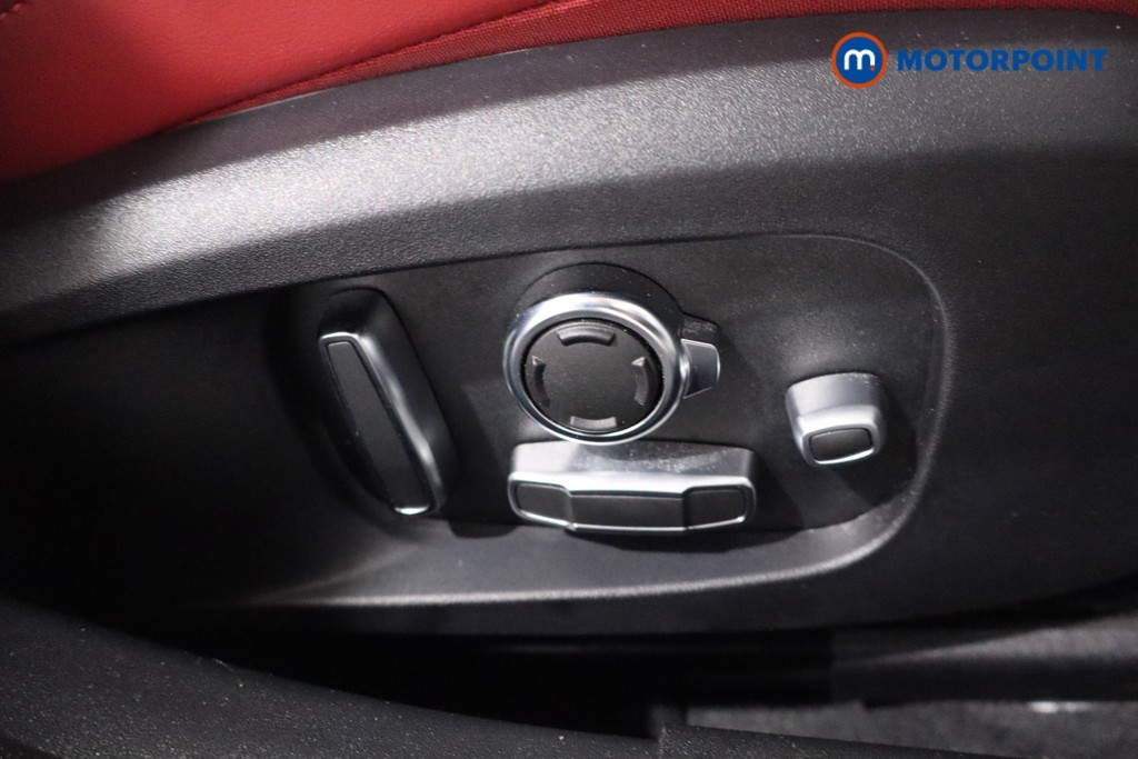 Jaguar XE R-Dynamic Hse Black Automatic Petrol Saloon - Stock Number (1598504) - 24th supplementary image