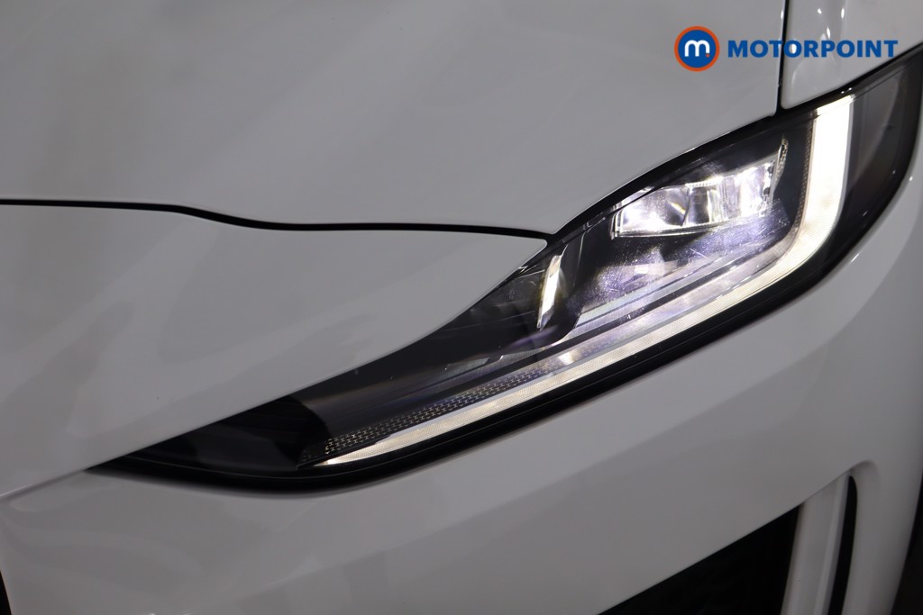 Jaguar XE R-Dynamic Hse Black Automatic Petrol Saloon - Stock Number (1598504) - 32nd supplementary image