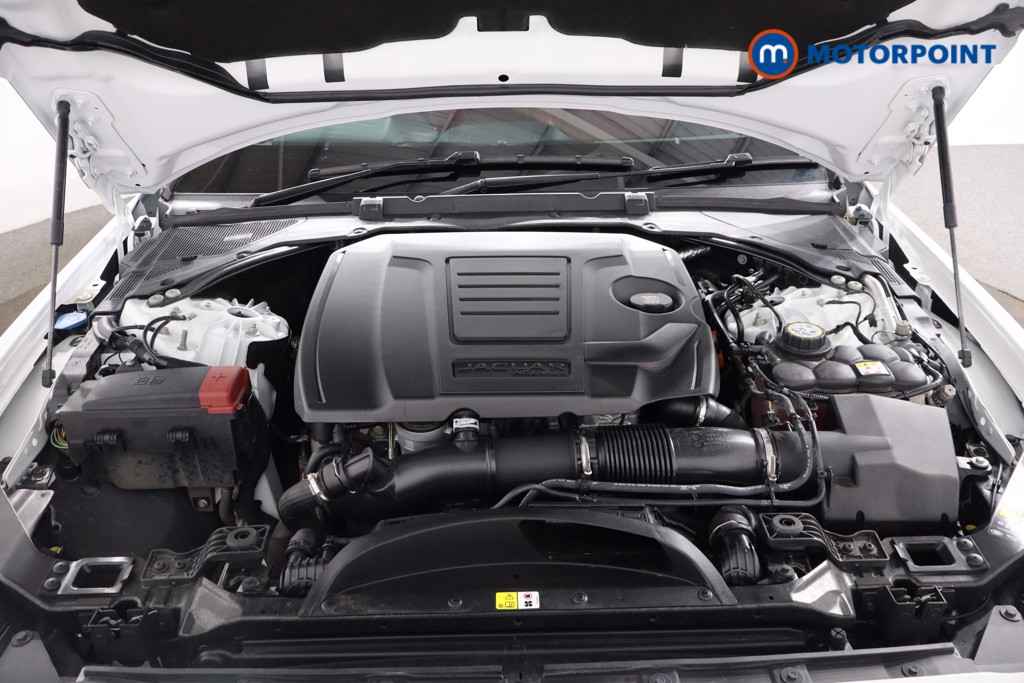 Jaguar XE R-Dynamic Hse Black Automatic Petrol Saloon - Stock Number (1598504) - 35th supplementary image