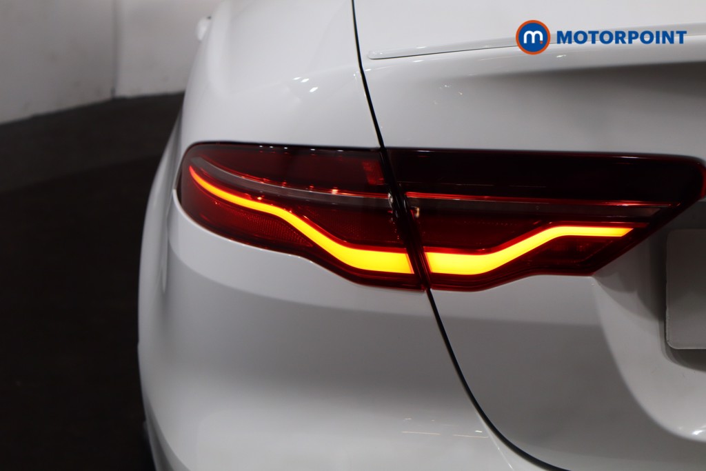 Jaguar XE R-Dynamic Hse Black Automatic Petrol Saloon - Stock Number (1598504) - 41st supplementary image