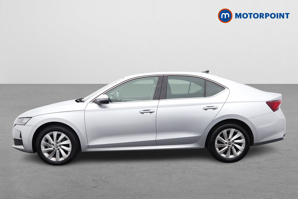 Skoda Octavia Se L Automatic Petrol Hatchback - Stock Number (1598615) - Passenger side