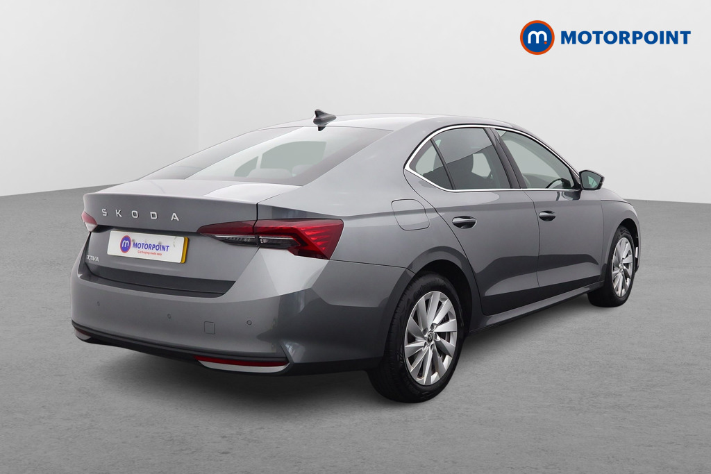 Skoda Octavia Se L Automatic Petrol Hatchback - Stock Number (1598616) - Drivers side rear corner