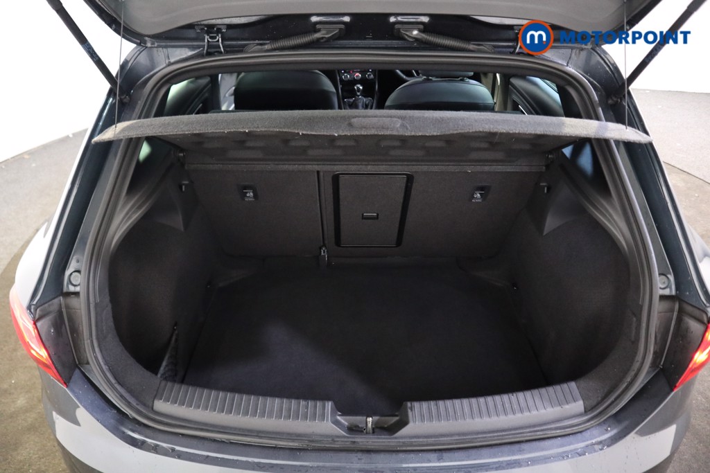 Seat Leon Fr Black Edition Manual Petrol Hatchback - Stock Number (1598872) - 14th supplementary image