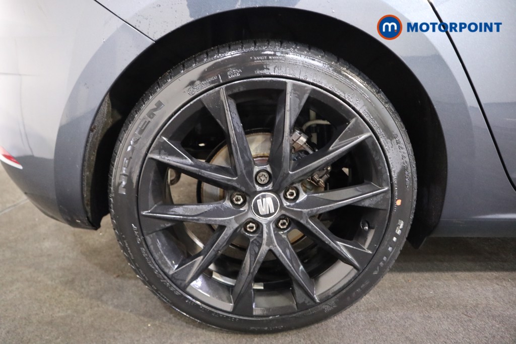 Seat Leon Fr Black Edition Manual Petrol Hatchback - Stock Number (1598872) - 15th supplementary image