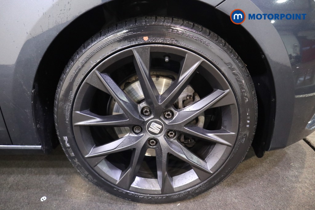 Seat Leon Fr Black Edition Manual Petrol Hatchback - Stock Number (1598872) - 16th supplementary image