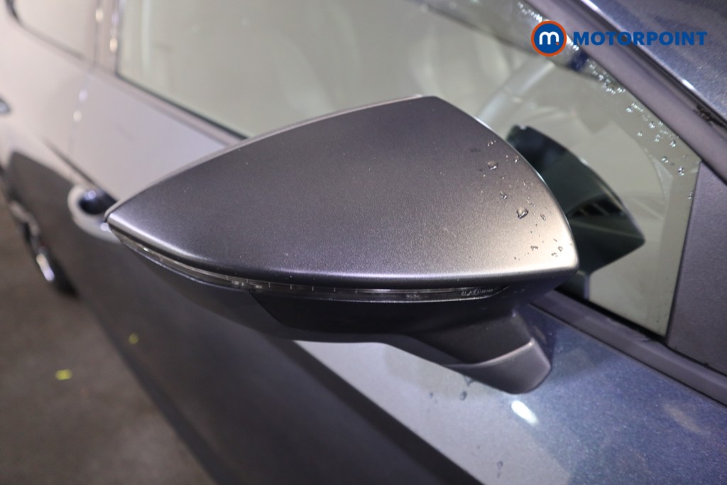 Seat Leon Fr Black Edition Manual Petrol Hatchback - Stock Number (1598872) - 22nd supplementary image