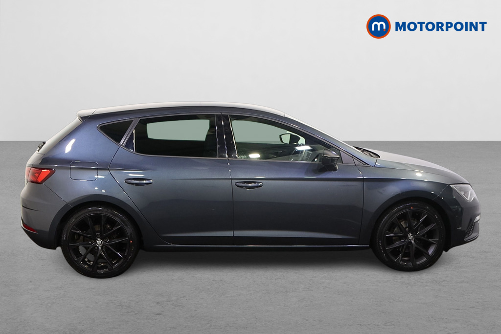 Seat Leon Fr Black Edition Manual Petrol Hatchback - Stock Number (1598872) - Drivers side