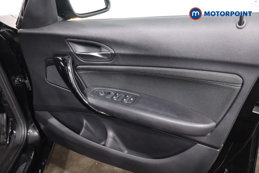 BMW 1 Series Sport Manual Petrol Hatchback - Stock Number (1598876) - 21st supplementary image