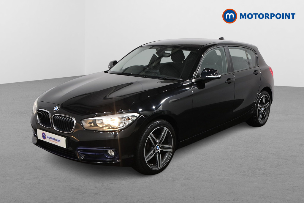 BMW 1 Series Sport Manual Petrol Hatchback - Stock Number (1598876) - Passenger side front corner