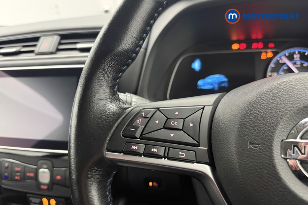 Nissan Leaf N-Connecta Automatic Electric Hatchback - Stock Number (1598948) - 7th supplementary image