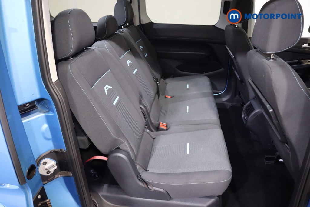 Ford Tourneo Connect Active Automatic Diesel People Carrier - Stock Number (1598964) - 7th supplementary image