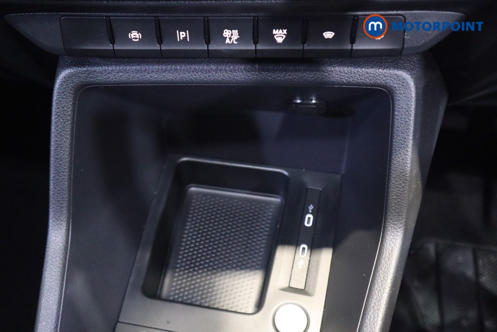 Ford Tourneo Connect Active Automatic Diesel People Carrier - Stock Number (1598964) - 22nd supplementary image