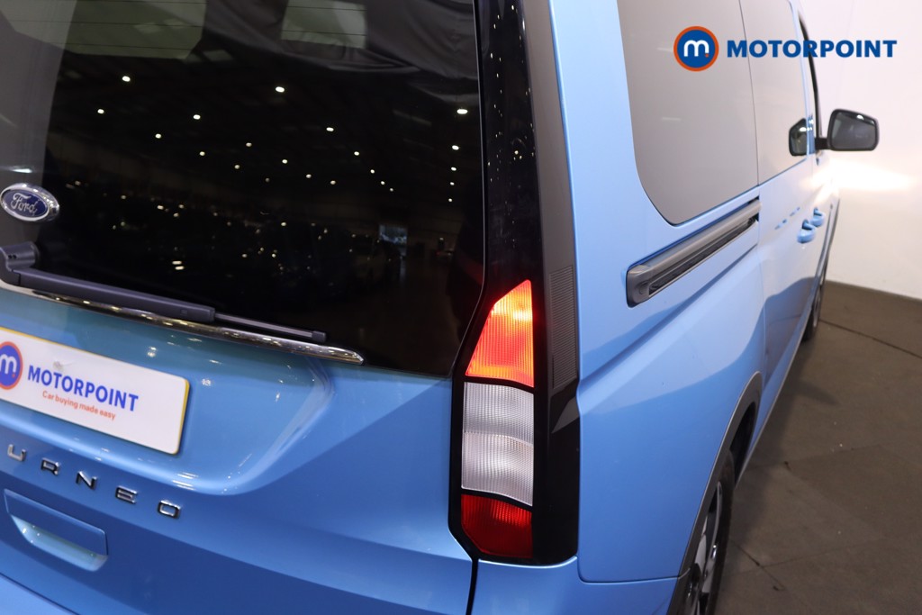 Ford Tourneo Connect Active Automatic Diesel People Carrier - Stock Number (1598964) - 33rd supplementary image