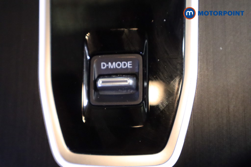 Nissan Qashqai Tekna-Plus Automatic Petrol-Electric Hybrid SUV - Stock Number (1598967) - 24th supplementary image