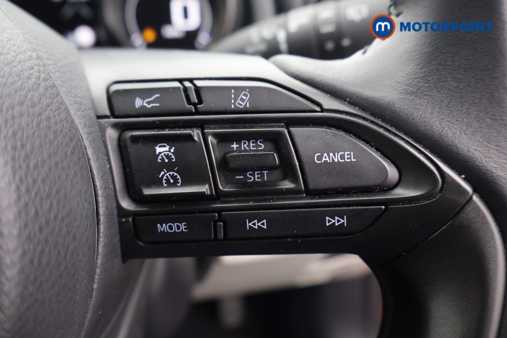 Toyota Yaris Excel Automatic Petrol-Electric Hybrid Hatchback - Stock Number (1599107) - 3rd supplementary image