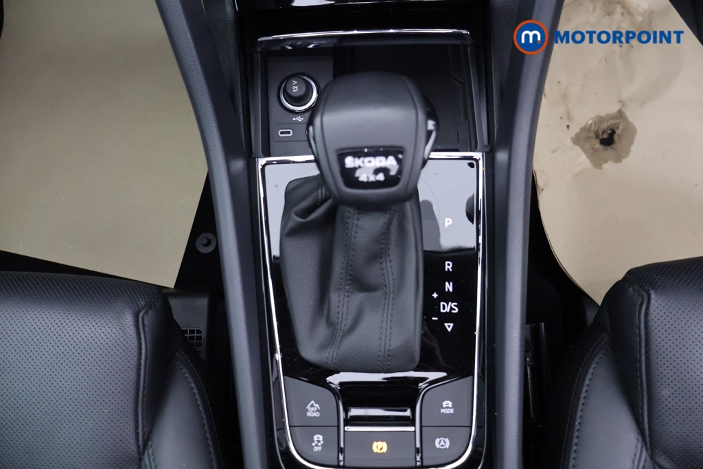 Skoda Kodiaq Laurin -Plus Klement Automatic Petrol SUV - Stock Number (1599145) - 15th supplementary image