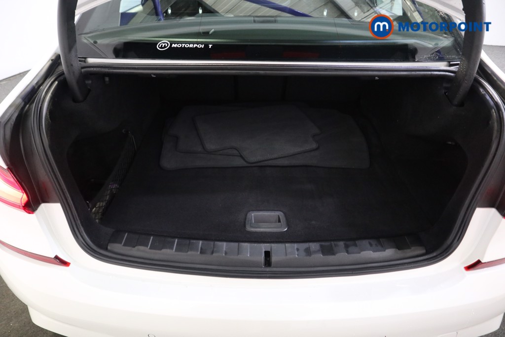 BMW 3 Series M Sport Automatic Petrol Plug-In Hybrid Saloon - Stock Number (1599229) - 13th supplementary image