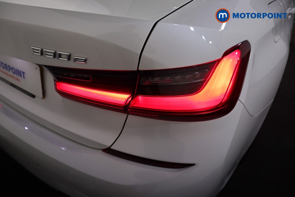 BMW 3 Series M Sport Automatic Petrol Plug-In Hybrid Saloon - Stock Number (1599229) - 21st supplementary image