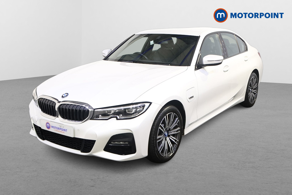 BMW 3 Series M Sport Automatic Petrol Plug-In Hybrid Saloon - Stock Number (1599229) - Passenger side front corner