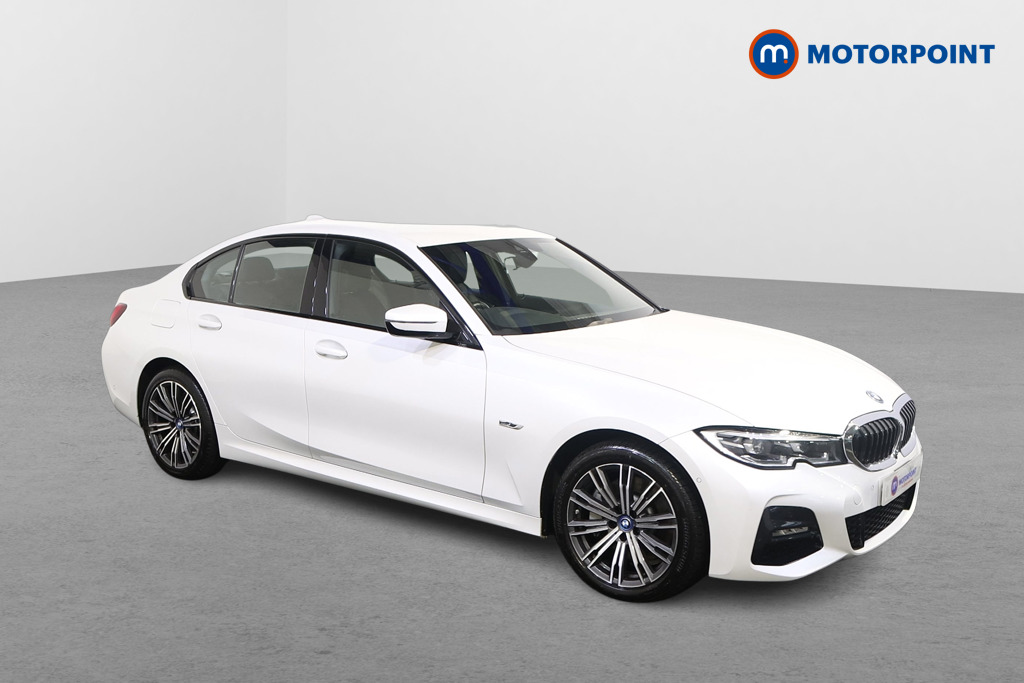 BMW 3 Series M Sport Automatic Petrol Plug-In Hybrid Saloon - Stock Number (1599229) - Drivers side front corner