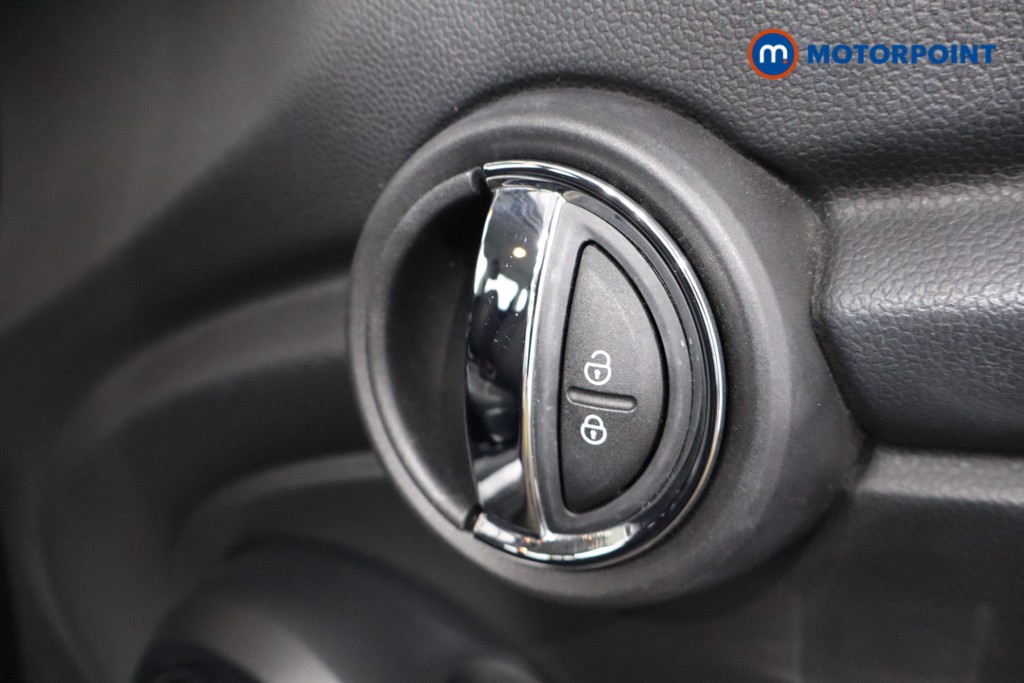 Mini Hatchback Cooper Manual Diesel Hatchback - Stock Number (1599480) - 23rd supplementary image