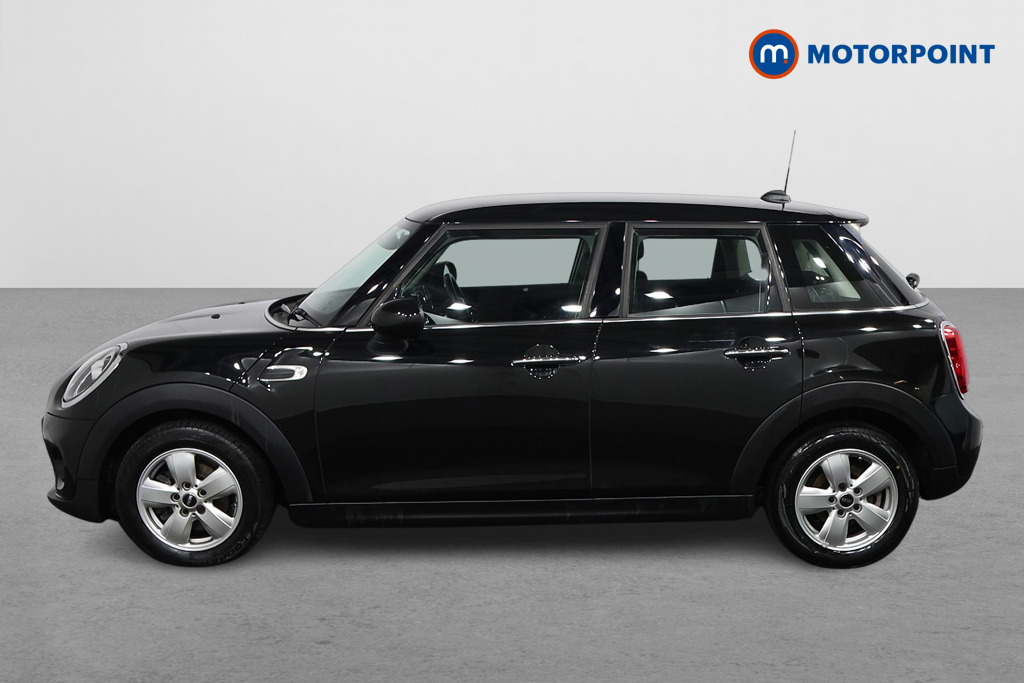 Mini Hatchback Cooper Manual Diesel Hatchback - Stock Number (1599480) - Passenger side