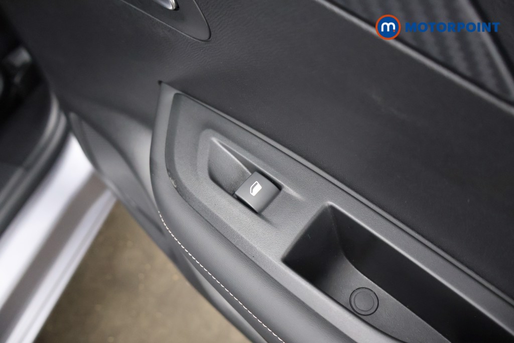 Peugeot 2008 Allure Automatic Petrol SUV - Stock Number (1599572) - 22nd supplementary image