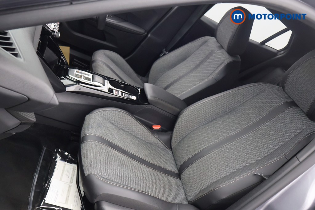 Peugeot 2008 Allure Automatic Petrol SUV - Stock Number (1599572) - 32nd supplementary image