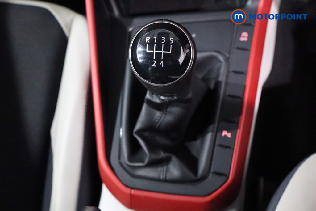 Volkswagen Polo Beats Manual Petrol Hatchback - Stock Number (1599745) - 14th supplementary image