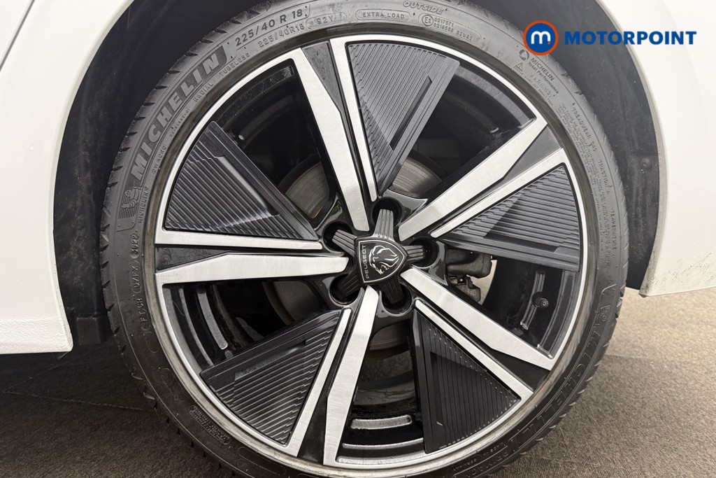 Peugeot 308 GT Automatic Diesel Hatchback - Stock Number (1599747) - 13th supplementary image