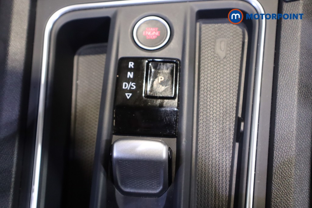 Seat Leon Xcellence Lux Automatic Petrol Plug-In Hybrid Hatchback - Stock Number (1599773) - 5th supplementary image