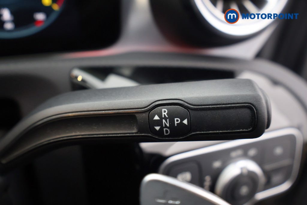 Mercedes-Benz CLA Amg Line Automatic Diesel Estate - Stock Number (1599880) - 6th supplementary image