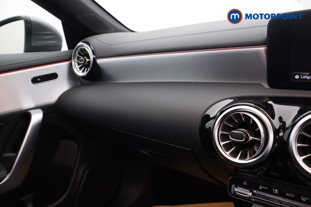 Mercedes-Benz CLA Amg Line Automatic Diesel Estate - Stock Number (1599880) - 15th supplementary image