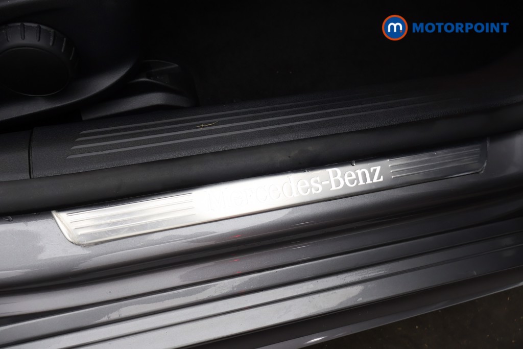 Mercedes-Benz CLA Amg Line Automatic Diesel Estate - Stock Number (1599880) - 21st supplementary image