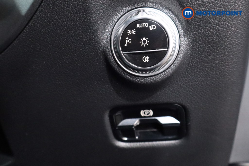 Mercedes-Benz C Class Amg Line Automatic Diesel Saloon - Stock Number (1599916) - 18th supplementary image