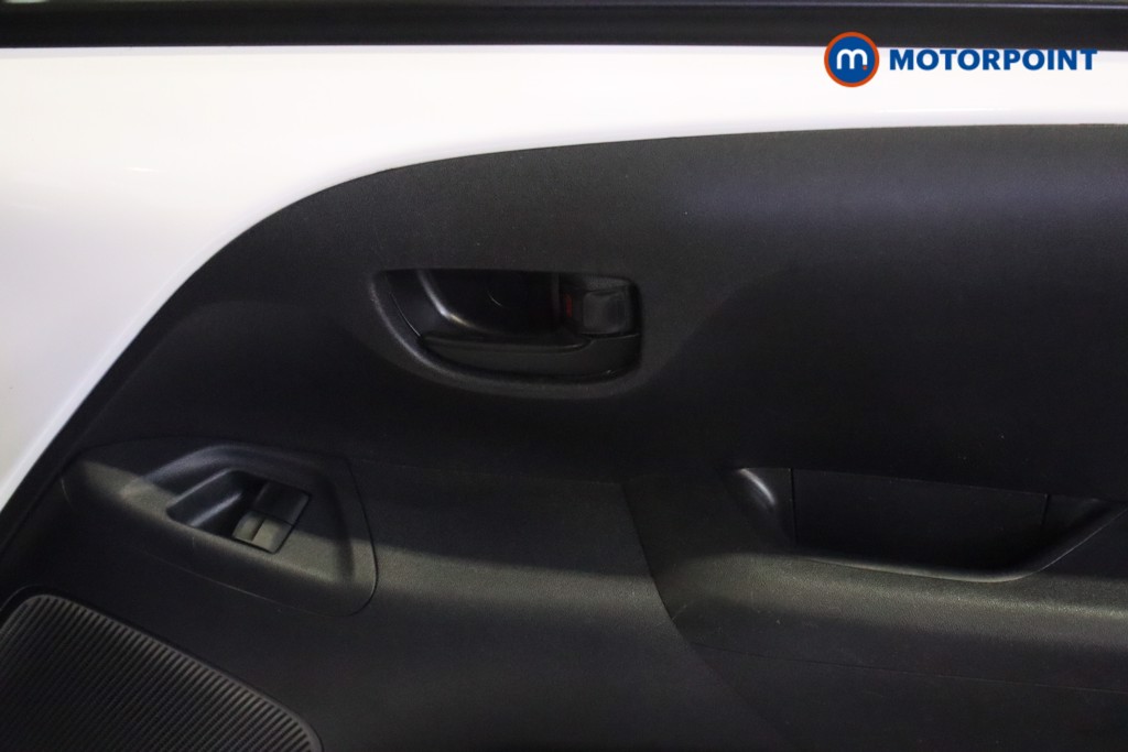 Citroen C1 Furio Manual Petrol Hatchback - Stock Number (1599943) - 14th supplementary image