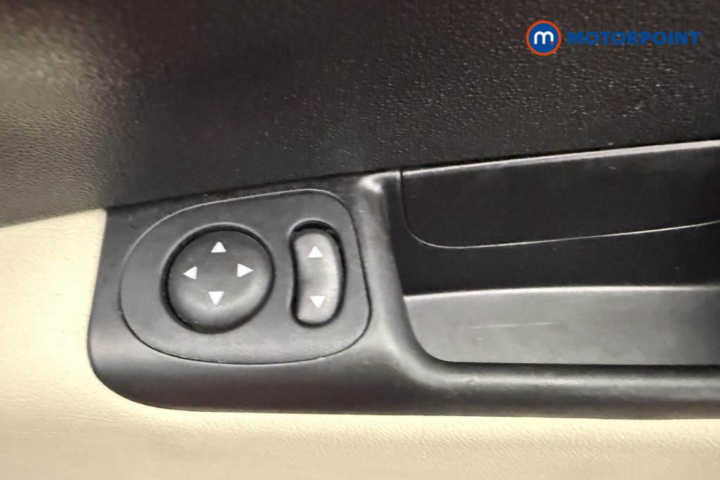 Fiat 500 Dolcevita Manual Petrol Hatchback - Stock Number (1600042) - 16th supplementary image