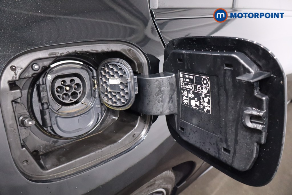 Mercedes-Benz A Class Amg Line Premium Plus Night Edition Automatic Petrol Plug-In Hybrid Hatchback - Stock Number (1600110) - 35th supplementary image